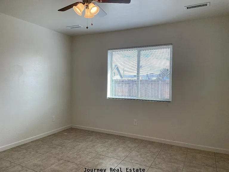 4469 N Miner Rd — Photo 6