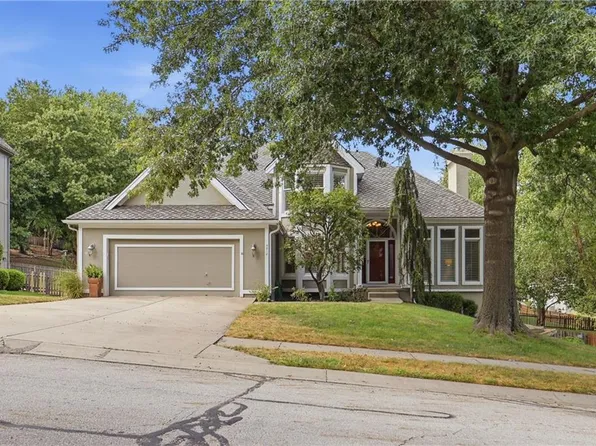 5512 Meadow Lk, Kansas City, MO 64152