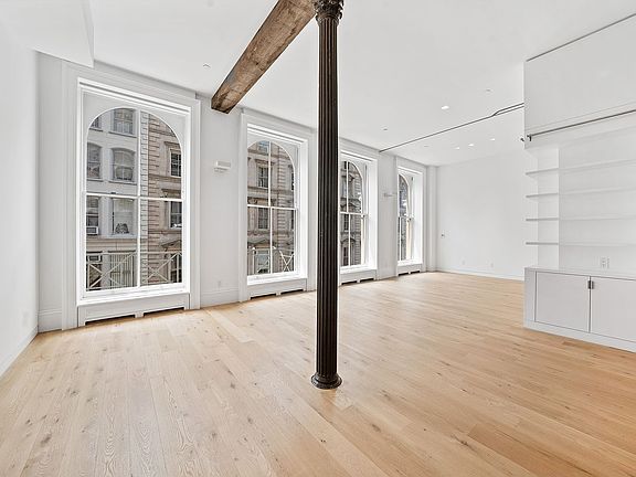 3rd image of 131 Duane St Unit 4W
