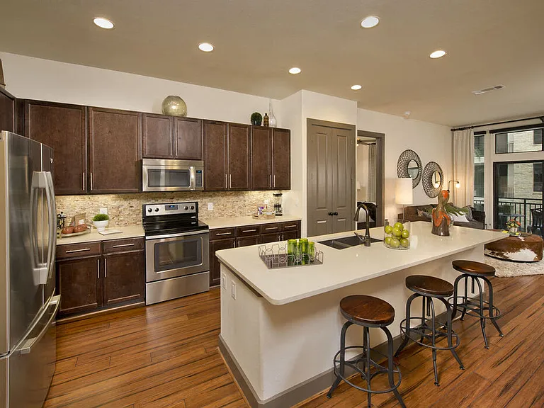 Broadstone Post Oak — Photo 2