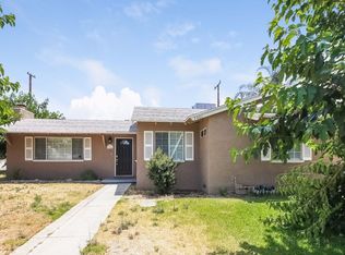 7401 Catalpa Ave, Highland, CA 92346