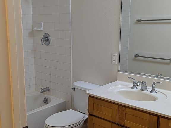 5th image of 91-1195 Kaiau Ave APT 1202