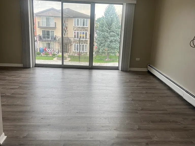 8112 W Marion St #3W — Photo 2