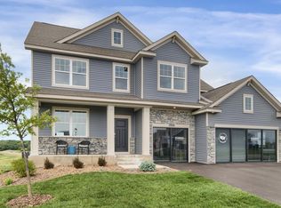 10746 Bent Pine Ln, Woodbury, MN 55129