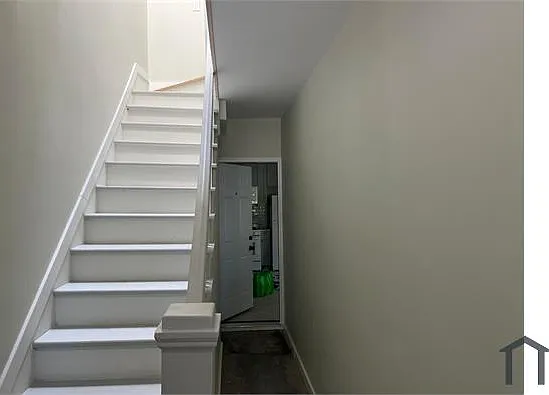 1334 Bay 24th St #2 — Photo 14