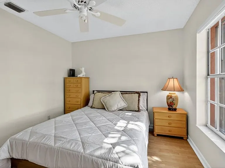 1520 S Club Dr — Photo 10