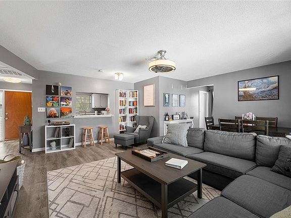 3rd image of 1960 Union St APT 28