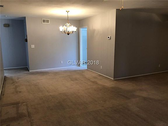 5th image of 3840 Mayhill Ave