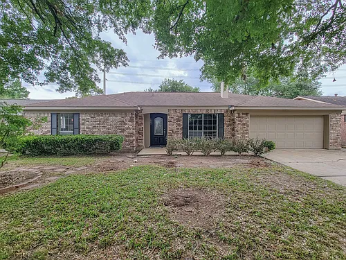 1803 Cypress Dr Photo 1