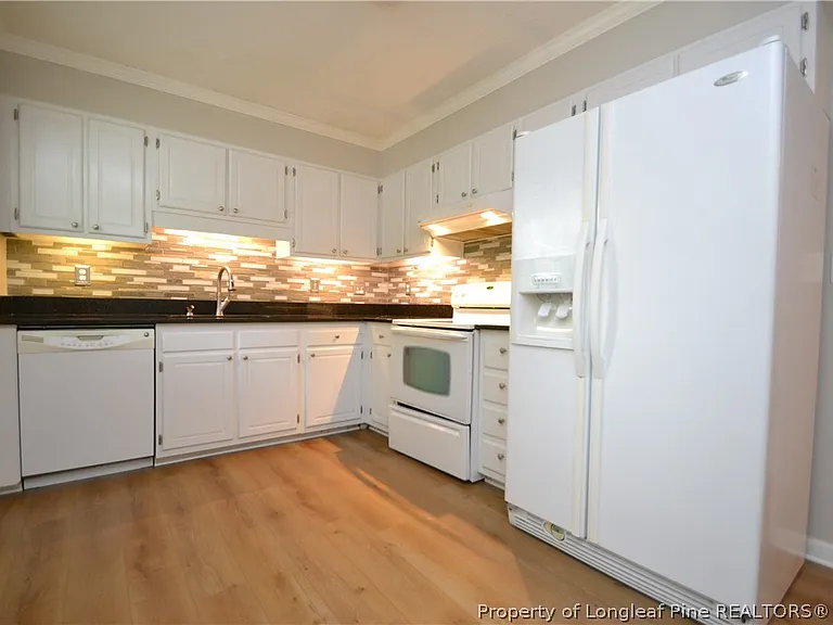 3111 Morningside Dr — Photo 12