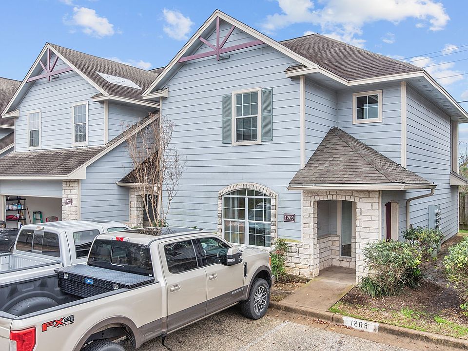 1st image of 1209 Canyon Creek Cir