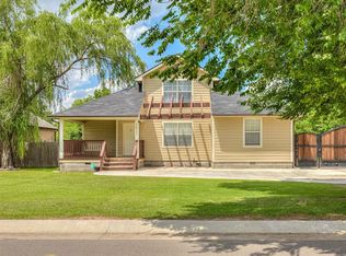 5611 NW 46th St, Warr Acres, OK 73122