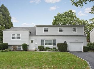 35 Boxwood Rd, Yonkers, NY 10710