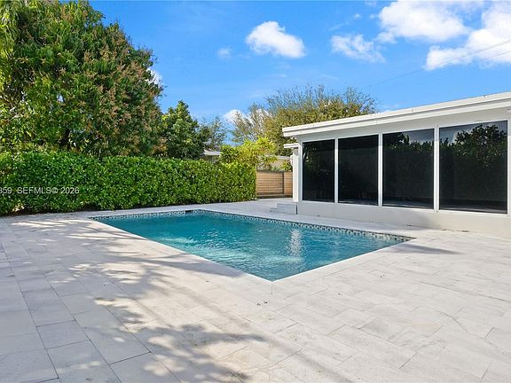 5th image of 7750 SW 16th St