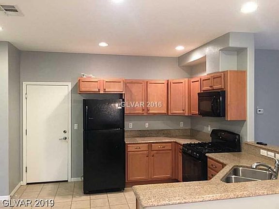 2nd image of 10173 Lucca Bluff St