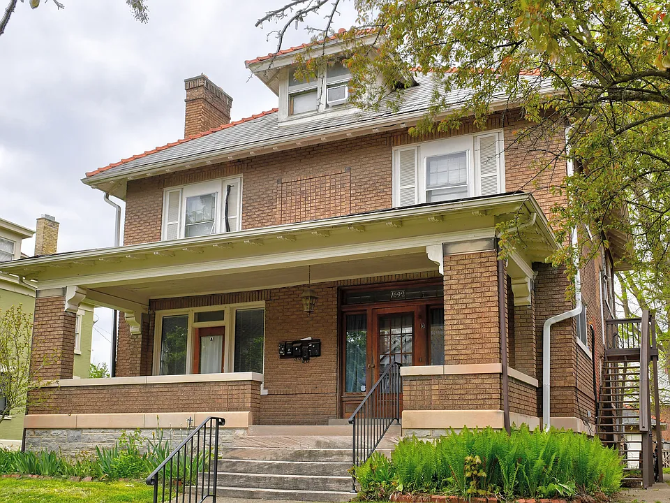 1692 Bryden Rd