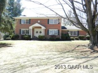 505 Willoughby Ln, Staunton, VA 24401