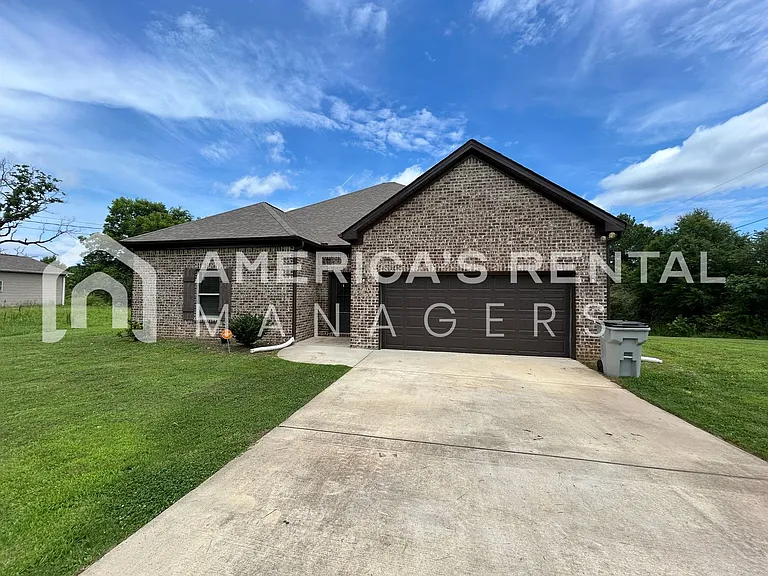 255 Dreher Rd — Photo 2