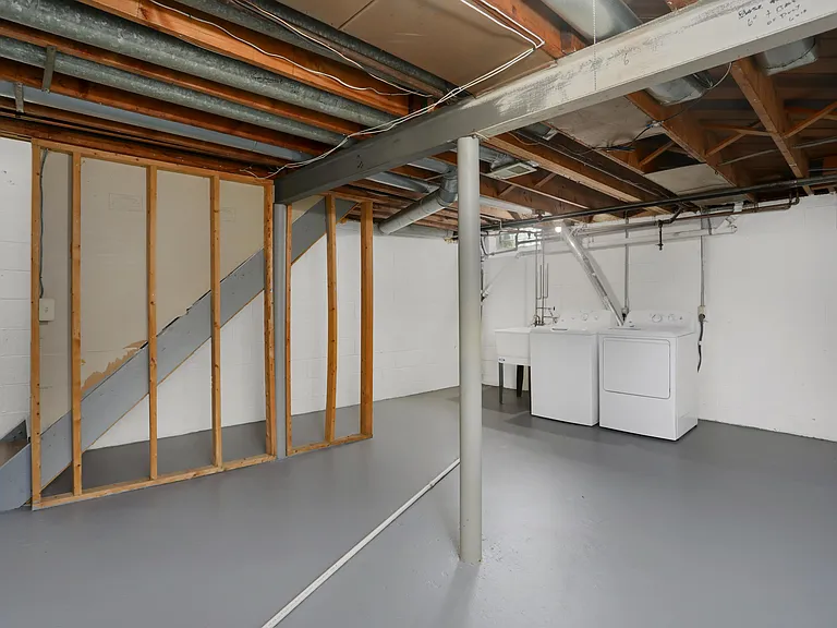 Edgewood Court 1 & 2 — Photo 12