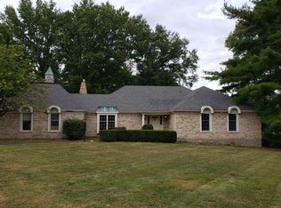 15917 Kettington Rd, Chesterfield, MO 63017