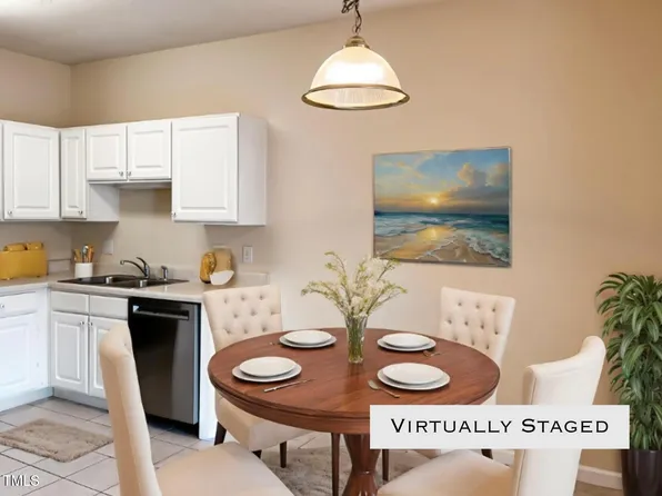 2520 Friedland Pl APT 200, Raleigh, NC 27617