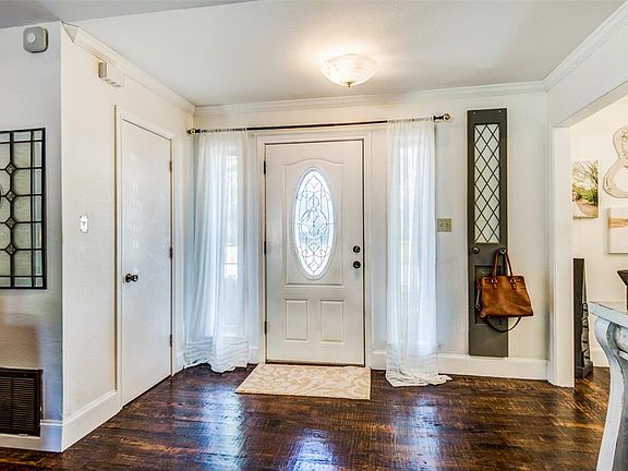 3rd image of 309 Greenleaf St