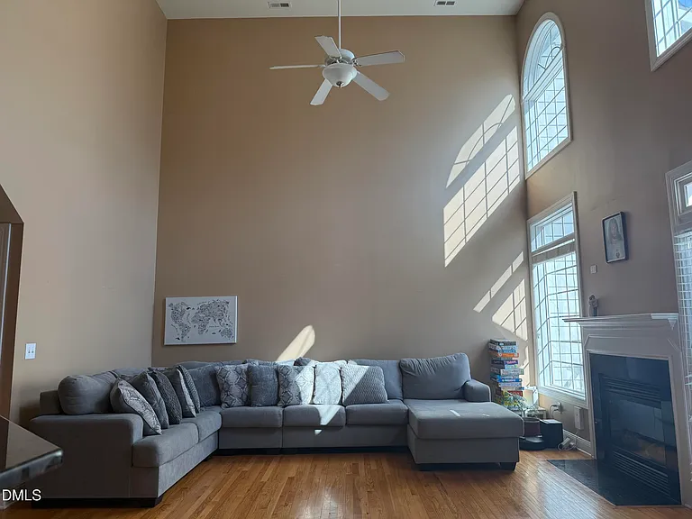 401 Waverly Hills Dr — Photo 6