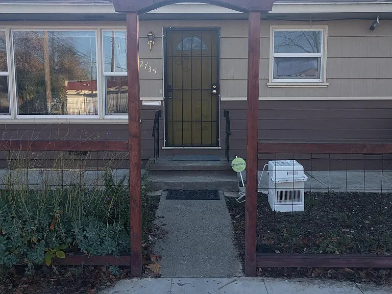 36th St — Photo 5