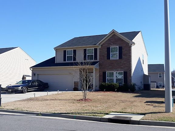 2nd image of 590 Newman Dr