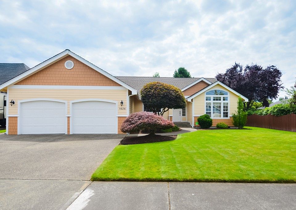 1st image of 1626 12th Ave NW