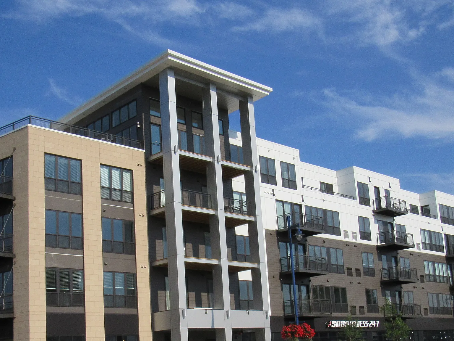 Lighthouse Lofts — Photo 1