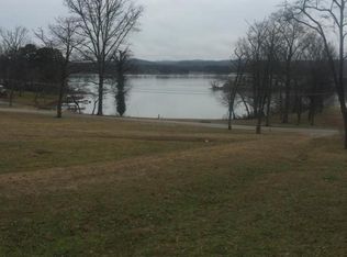 2710 Thicket Rd, Soddy Daisy, TN 37379