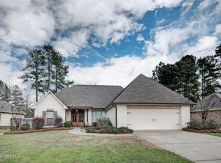 136 Hampton Pl, Madison, MS 39110