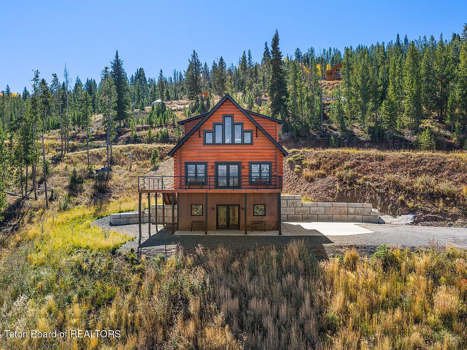 1st image of 266 Union Pass Rd