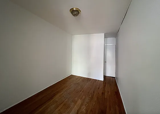 Rented by Compass | media 41