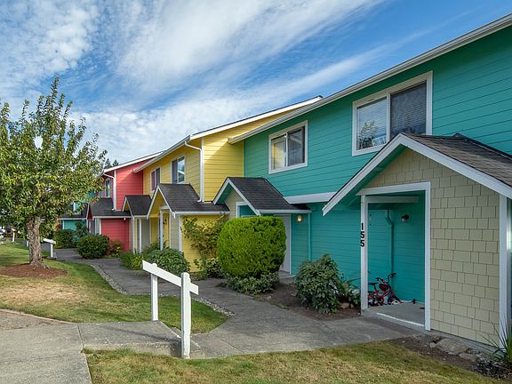 3rd image of 1100 Donald Pl NE #10-J