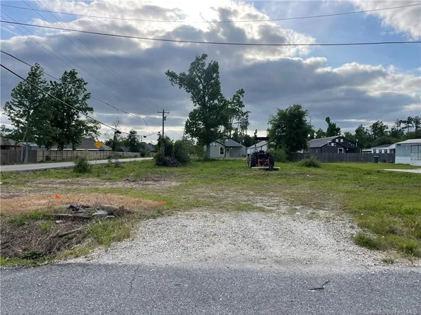 276 Vicky Ln, Lake Charles, LA 70611