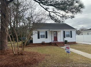1016 E 8th St, Lumberton, NC 28358