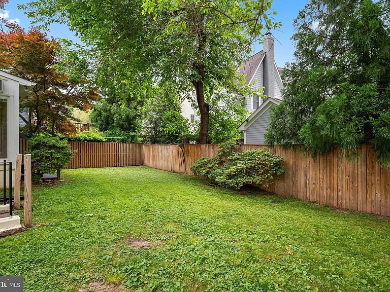 5122 Fairglen Ln — Photo 27