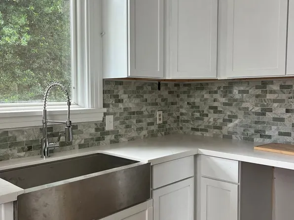 Newly Renovated 3 Bed, 2 Bath Near Campus