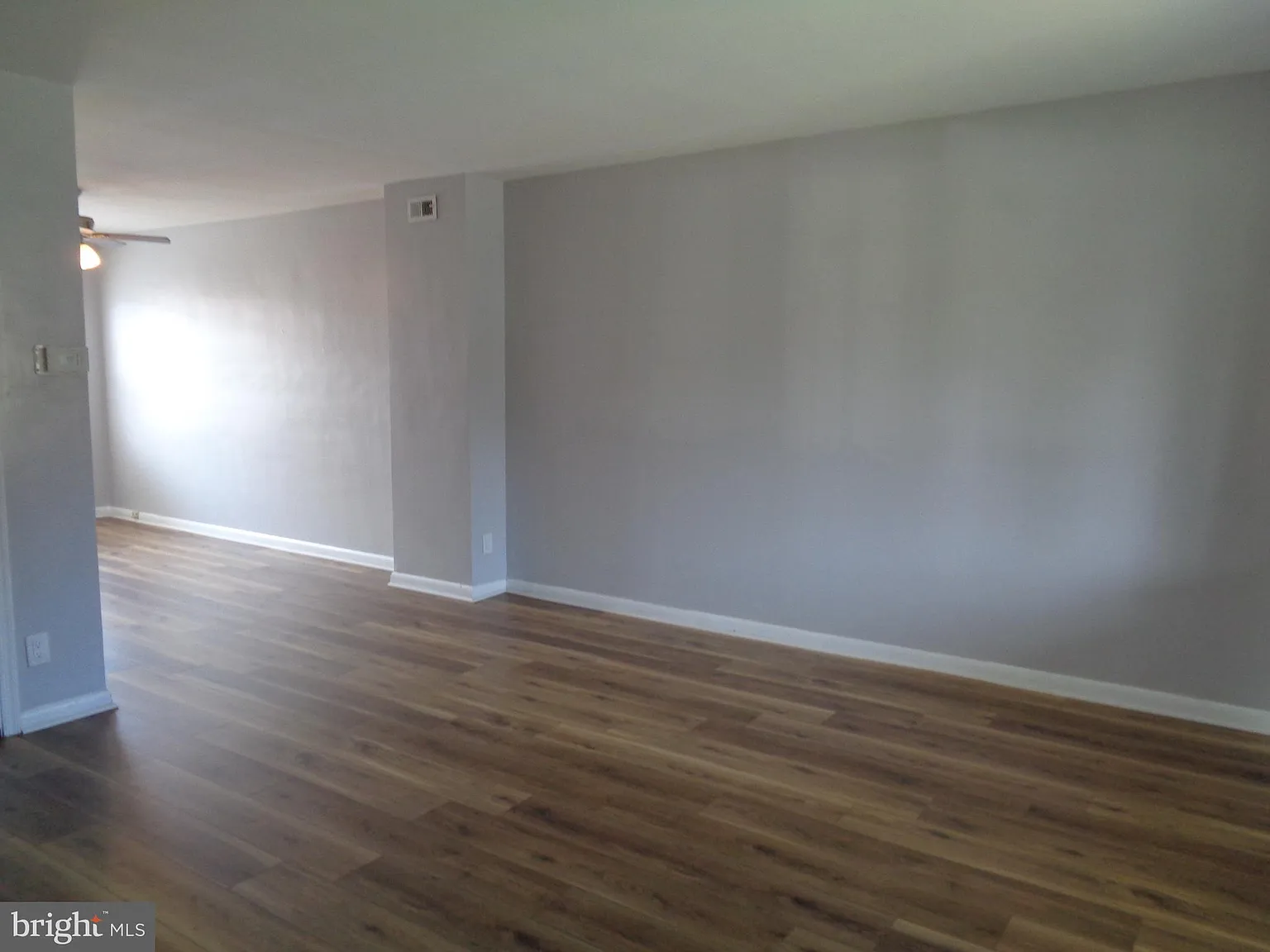 3 bed, 1.5 bath, 1144 sqft, $2,000 — Photo 4