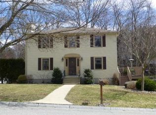 84 Medford Ave, Methuen, MA 01844