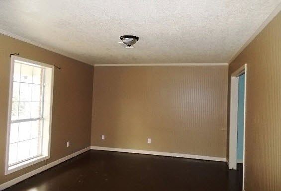 5th image of 387 N Sweet Gum Ln