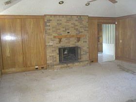 4th image of 703 Rush Creek Dr