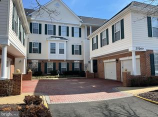 25260 Lake Shore Sq UNIT 304, South riding, VA 20152
