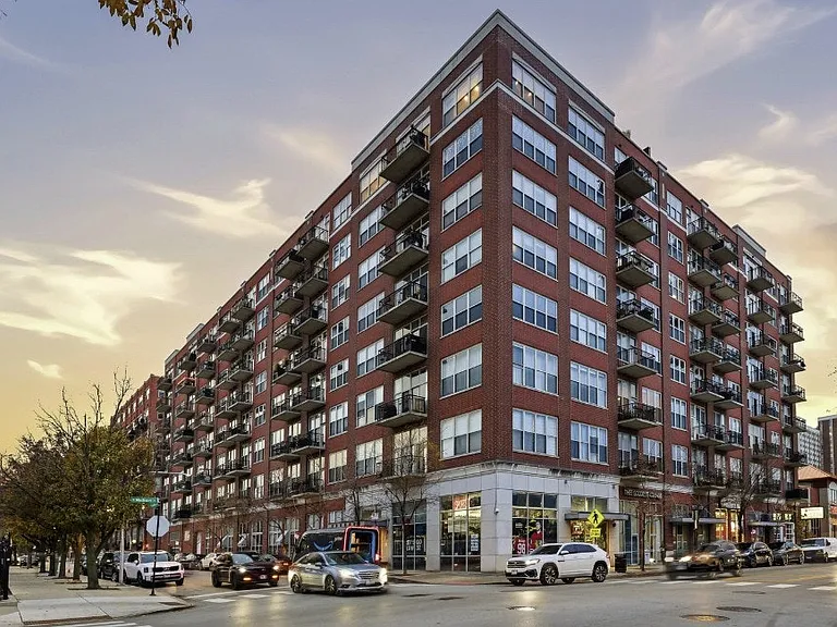 Madison & Laflin