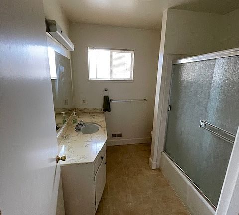3rd image of 6201 Riverton Way
