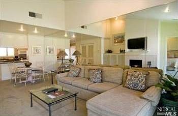 3rd image of 644 Cottage Dr
