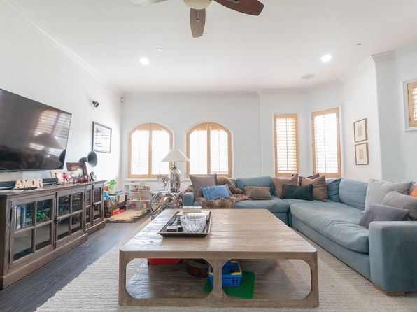 143 N Arnaz Dr
