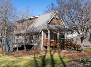 829 N Oconeechee Ave, Black Mountain, NC 28711